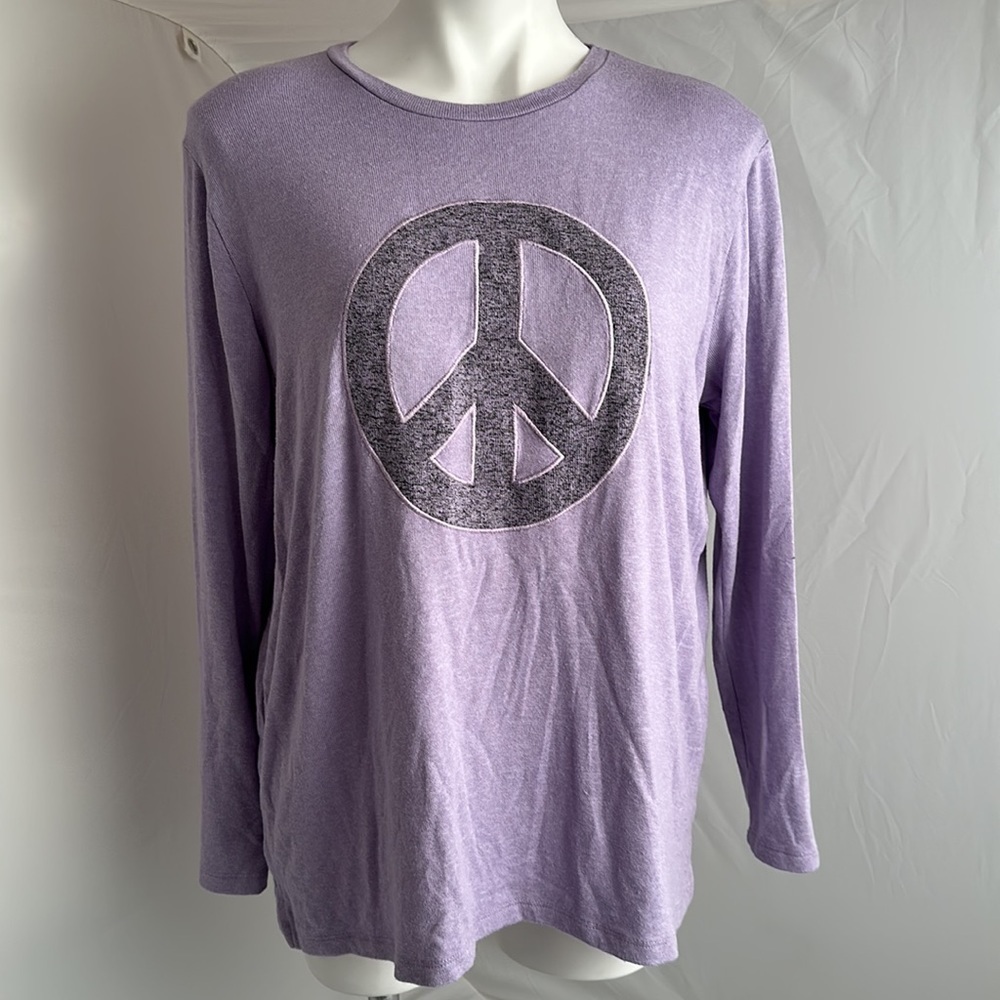 French Kyss lilac peace print long sleeve crew pullover